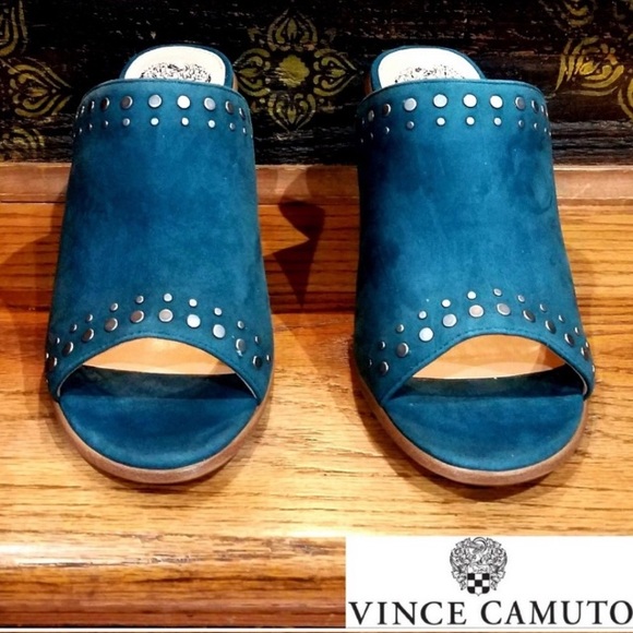 Vince Camuto Blue Heels Sz 8 - Picture 2 of 7